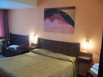 B&B Soriano44 Napoli 3*,